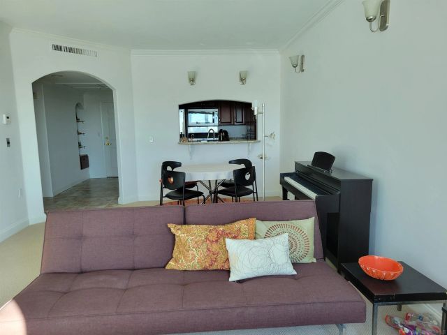 3890 Nobel 1504, San Diego, CA 92122
