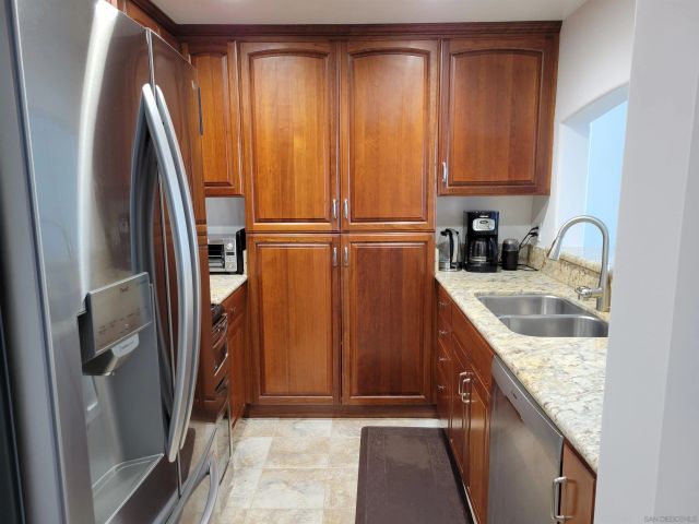 3890 Nobel 1504, San Diego, CA 92122