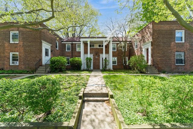 149-32 Union Turnpike 24-A, Briarwood, NY 11435