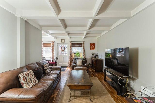 149-32 Union Turnpike 24-A, Briarwood, NY 11435