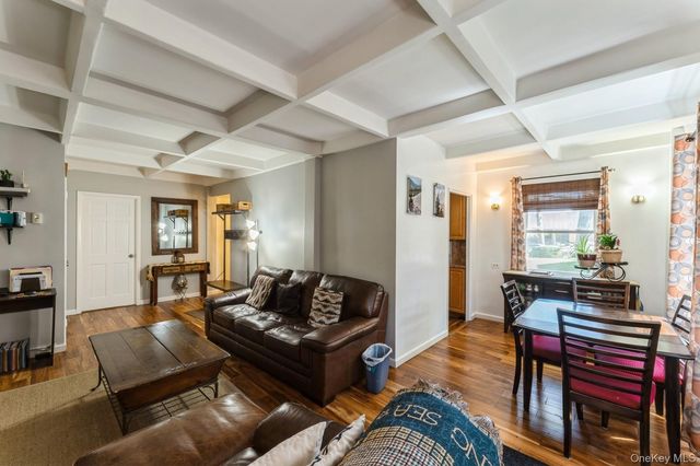 149-32 Union Turnpike 24-A, Briarwood, NY 11435