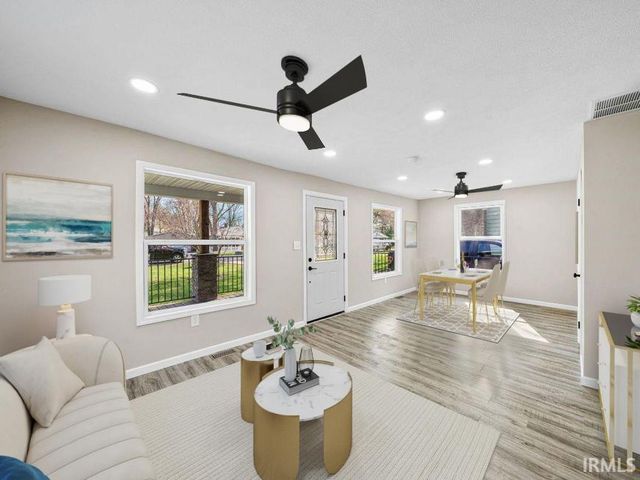 414 W Superior Street, Osceola, IN 46561