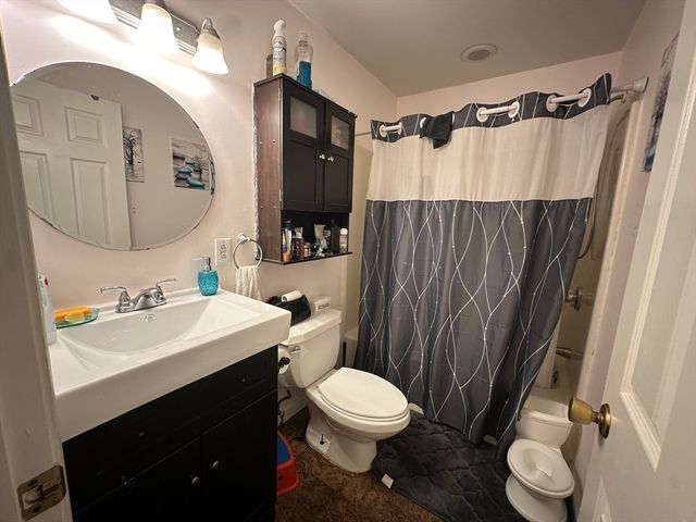 90 Mckinstry Ave 106, Chicopee, MA 01013