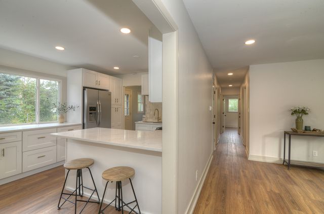 600 Sussex Lane, Crystal Lake, IL 60014