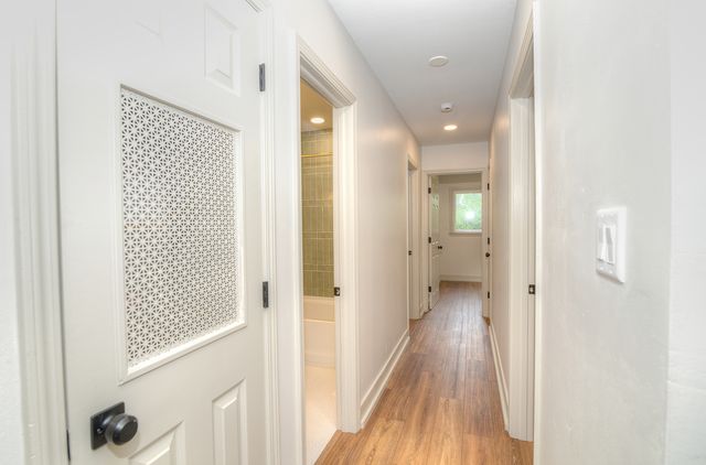 600 Sussex Lane, Crystal Lake, IL 60014