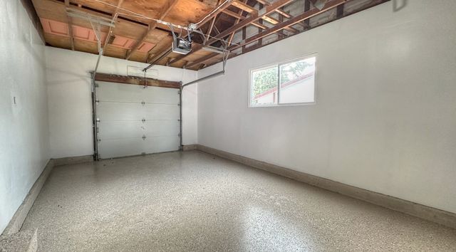 600 Sussex Lane, Crystal Lake, IL 60014