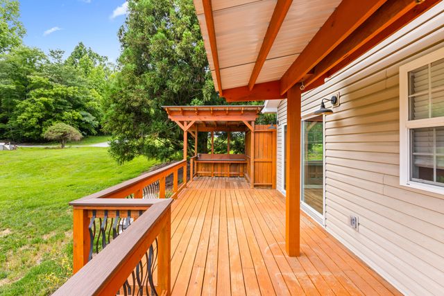 11134 London Lane, Apison, TN 37302