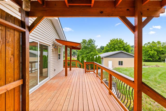11134 London Lane, Apison, TN 37302