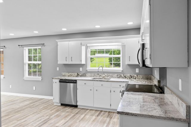 11134 London Lane, Apison, TN 37302