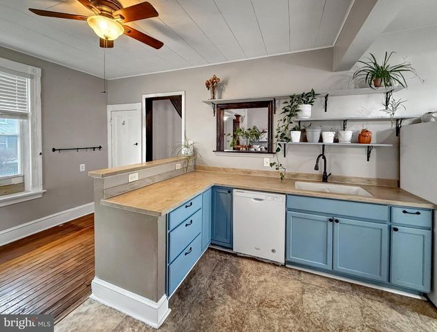 500 S MILDRED ST, Ranson, WV 25438
