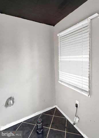 500 S MILDRED ST, Ranson, WV 25438