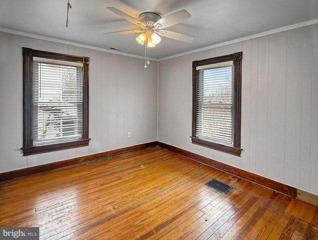 500 S MILDRED ST, Ranson, WV 25438
