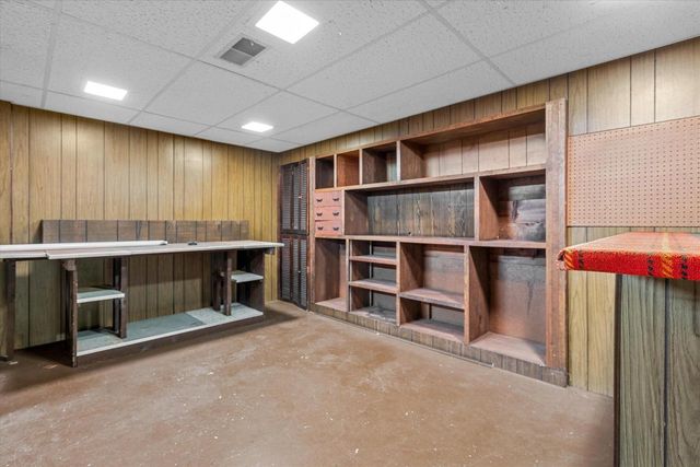 1139 Dogwood LANE, Waukesha, WI 53189