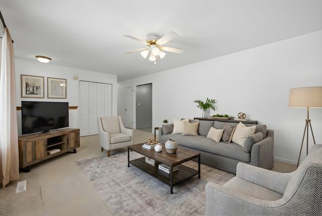 3560 Montlake Drive, Rockford, IL 61114