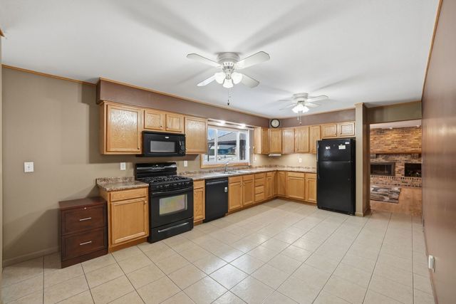 3560 Montlake Drive, Rockford, IL 61114