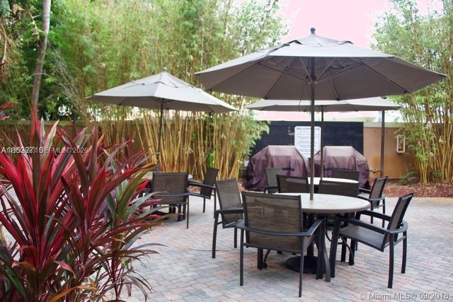 1900 Van Buren St 411B, Hollywood, FL 33020