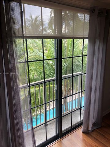 1900 Van Buren St 411B, Hollywood, FL 33020