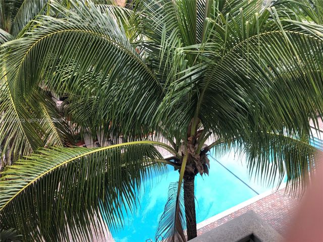 1900 Van Buren St 411B, Hollywood, FL 33020