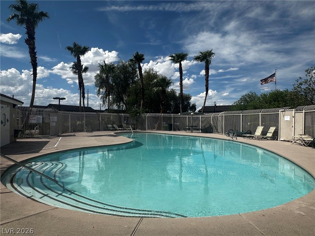 5516 Ante Up Court 103, Las Vegas, NV 89122 — photo 2
