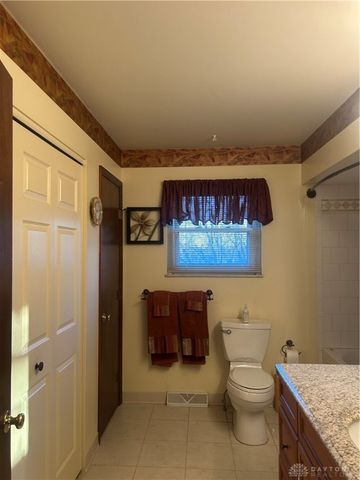 7764 Rolling Meadows Drive, West Chester, OH 45069