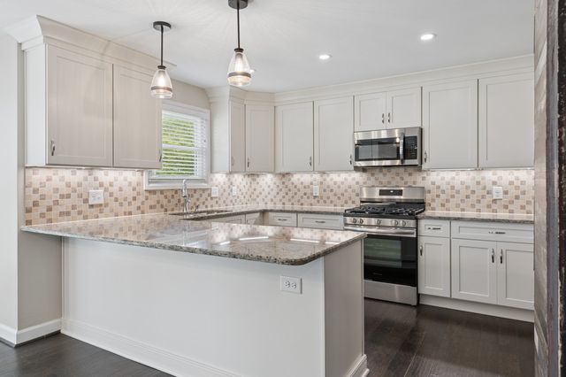 1051 Westbrook Dr, Gallatin, TN 37066