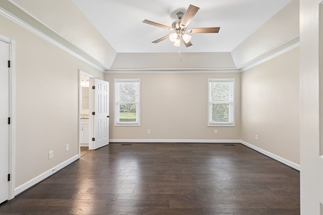 1051 Westbrook Dr, Gallatin, TN 37066