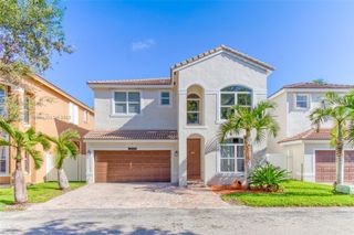 3769 SW 51st St, Hollywood, FL 33312