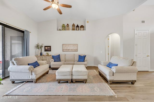 13354 W PALM Lane, Goodyear, AZ 85395