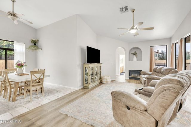 13354 W PALM Lane, Goodyear, AZ 85395