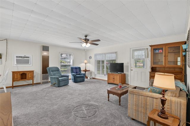 148 LAKE SHORE TERRACE, Interlachen, FL 32148