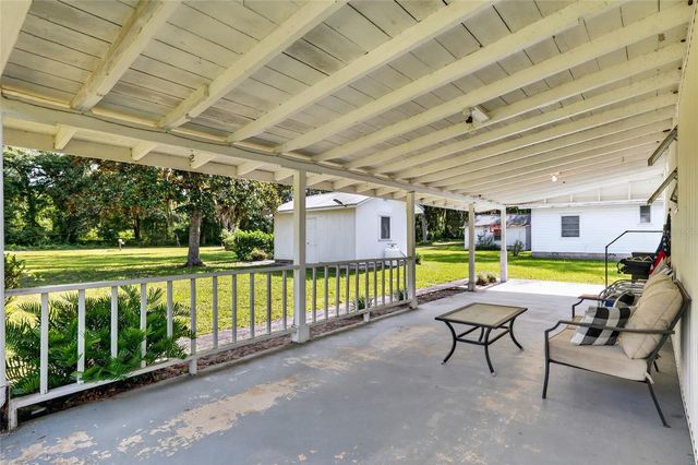 148 LAKE SHORE TERRACE, Interlachen, FL 32148