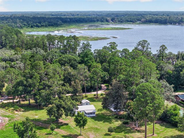 148 LAKE SHORE TERRACE, Interlachen, FL 32148