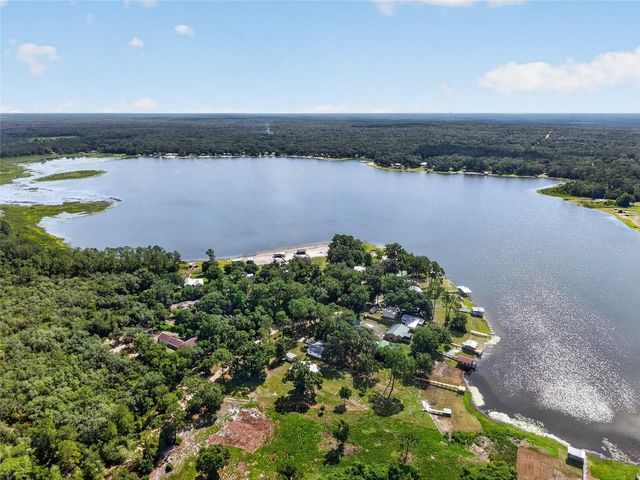 148 LAKE SHORE TERRACE, Interlachen, FL 32148