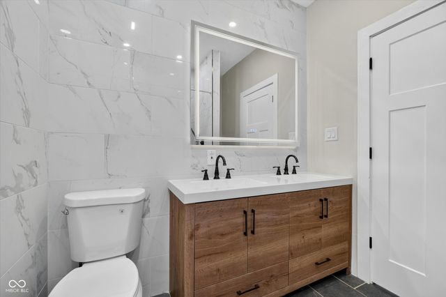 320 W 39th Street, Indianapolis, IN 46208