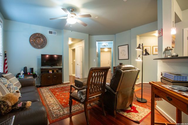 7342 Oak Manor Dr Apt 7109, San Antonio, TX 78229