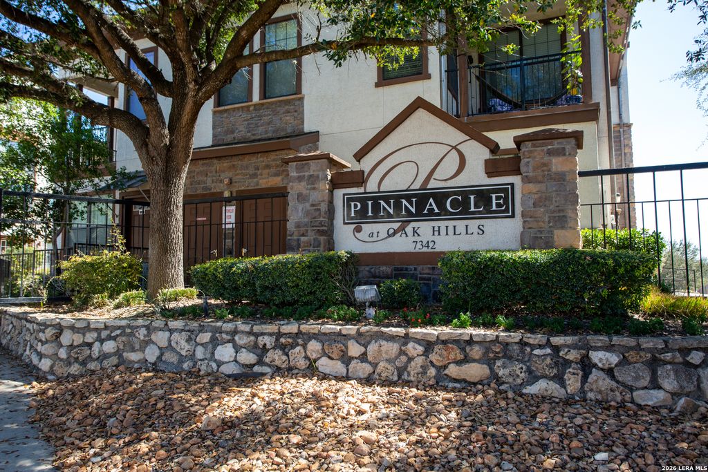 7342 Oak Manor Dr Apt 7109, San Antonio, TX 78229