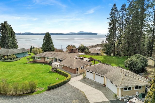 5279 Cherry Tree Lane, Blaine, WA 98230