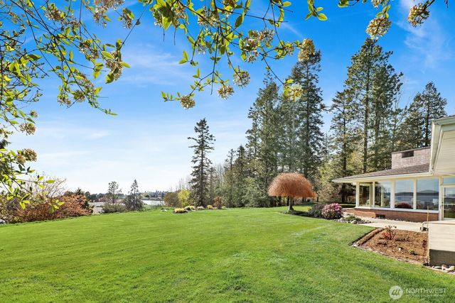 5279 Cherry Tree Lane, Blaine, WA 98230