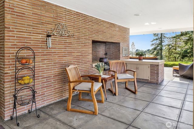 5279 Cherry Tree Lane, Blaine, WA 98230