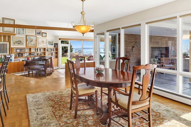 5279 Cherry Tree Lane, Blaine, WA 98230