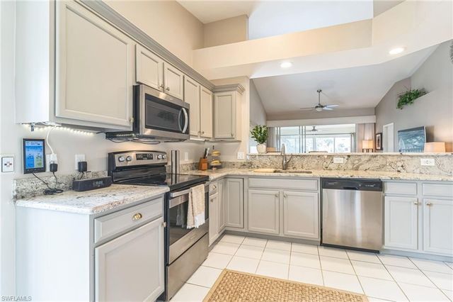 752 Wiggins Lake DR 201, Naples, FL 34110