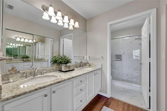 752 Wiggins Lake DR 201, Naples, FL 34110