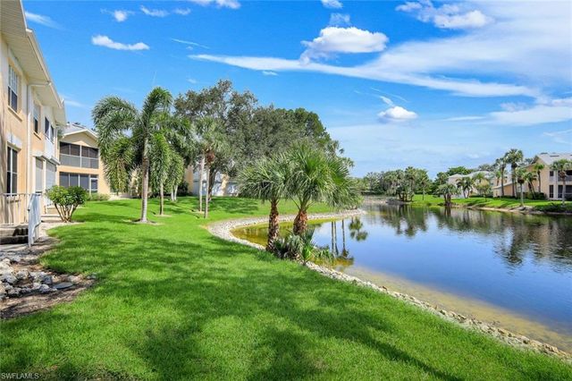 752 Wiggins Lake DR 201, Naples, FL 34110