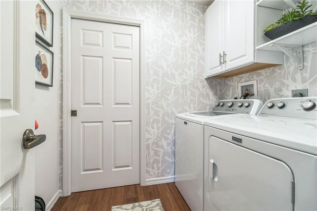 752 Wiggins Lake DR 201, Naples, FL 34110