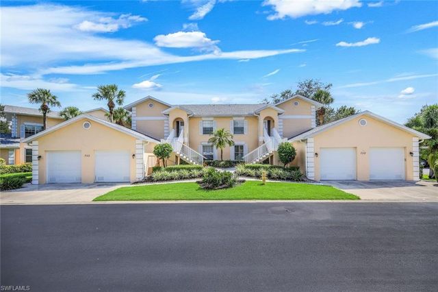 752 Wiggins Lake DR 201, Naples, FL 34110