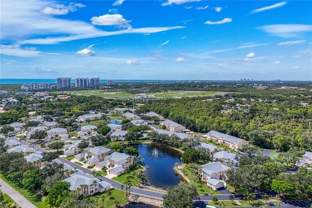 752 Wiggins Lake DR 201, Naples, FL 34110