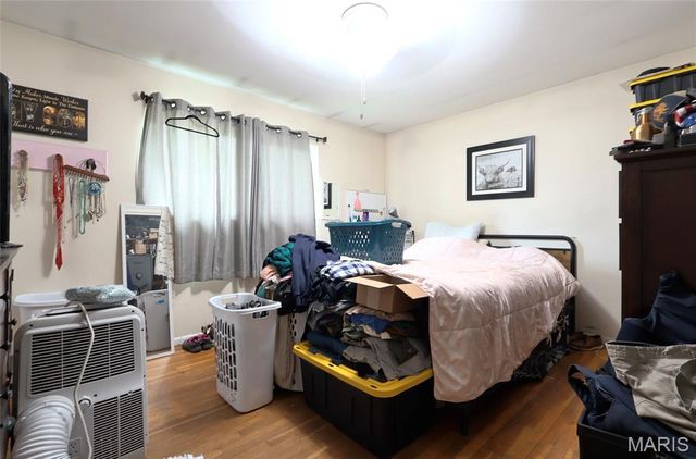 1370 Harkee Drive, Florissant, MO 63031