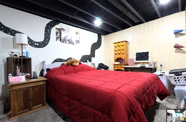 1370 Harkee Drive, Florissant, MO 63031
