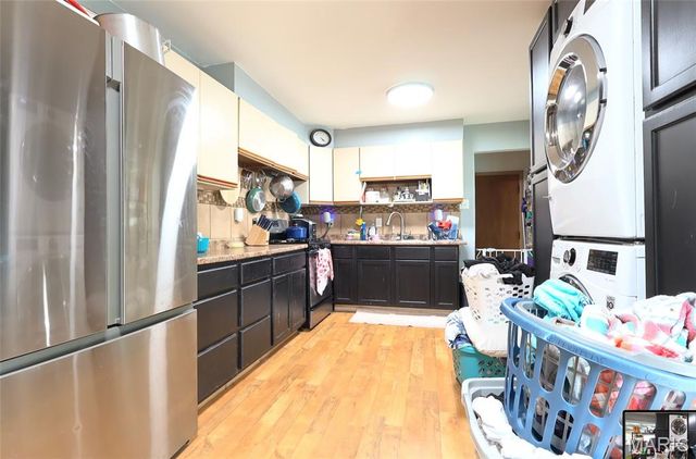 1370 Harkee Drive, Florissant, MO 63031