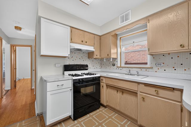 4117 N Olcott Avenue, Norridge, IL 60706